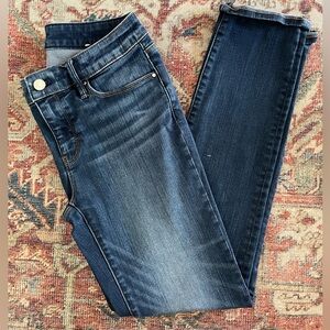 Used White House Black Market the Slim crop 2L